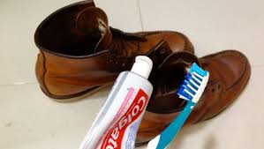 TOOTHPASTE Can Too Get Rid of the Scuff Marks in your Boots