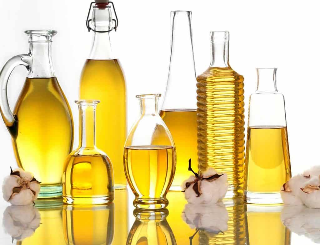 Vegetable oil acts as Good Conditioning Agent