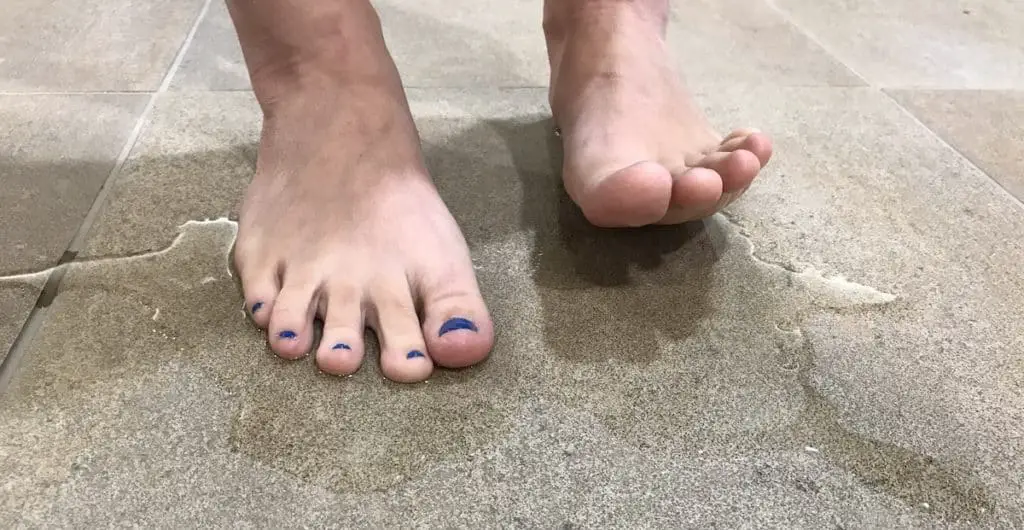 sweaty-feet