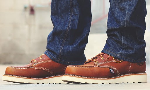 Thorogood Men's American Heritage 6 Moc Toe, MAXwear Wedge Non-Safety Toe Work Boots