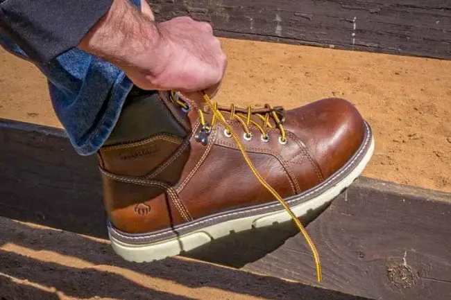 How Should Your Work Boots Fit?  Work Gearz