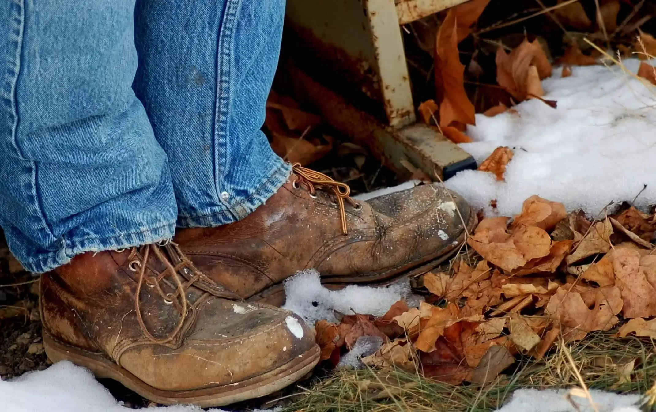 Keep Feet Warm in Work Boots