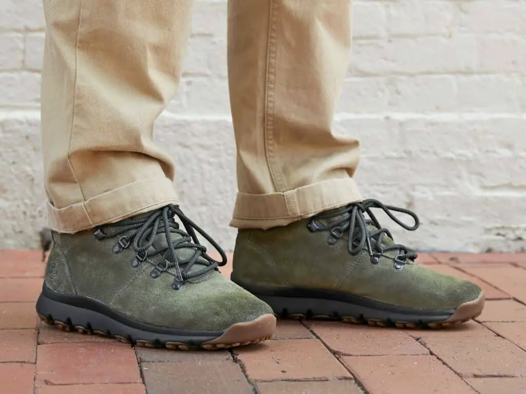 How Often Should You Replace Work Boots? (6 Signs) Work Gearz