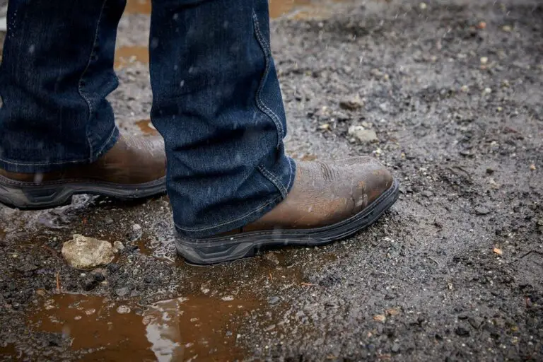 5 Best Work Boots for Sweaty Feet (2023 Reviews) | Work Gearz