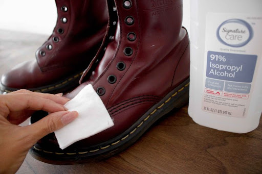 rubbing alcohol on boots