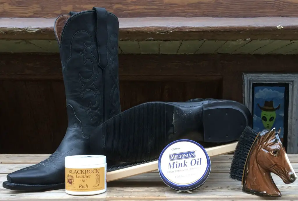 Should I Use Mink Oil On Cowboy Boots