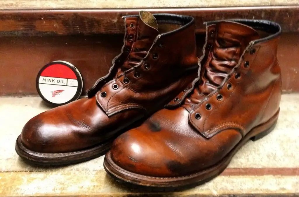 Should You Put Mink Oil Inside Boots