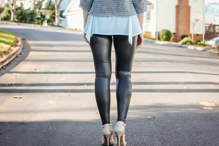 how-to-wash-greasy-work-clothes-work-gearz