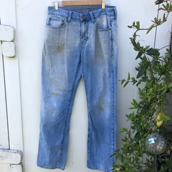 Will American Eagle Take Old Jeans Even if They Are Not Torn